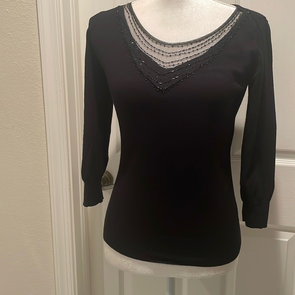 Meritage SZ S Black Pullover V-Neck Knit Top with Beaded Detail